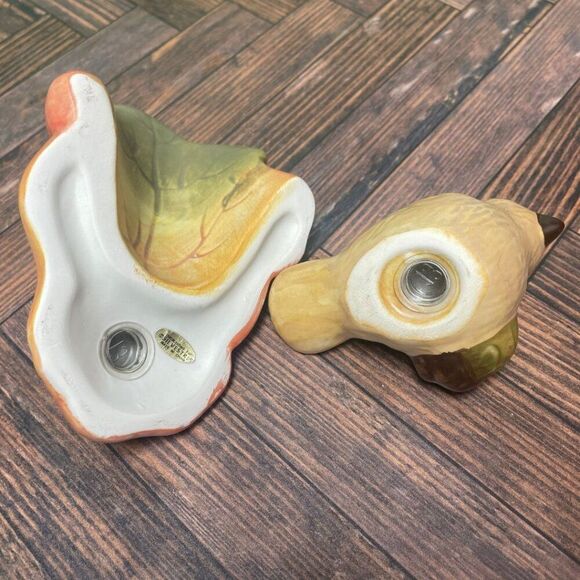 Vintage Silvestri Salt & Pepper Shaker – Bird Sheltered by a Leaf (1980/90) - Picture 9 of 9